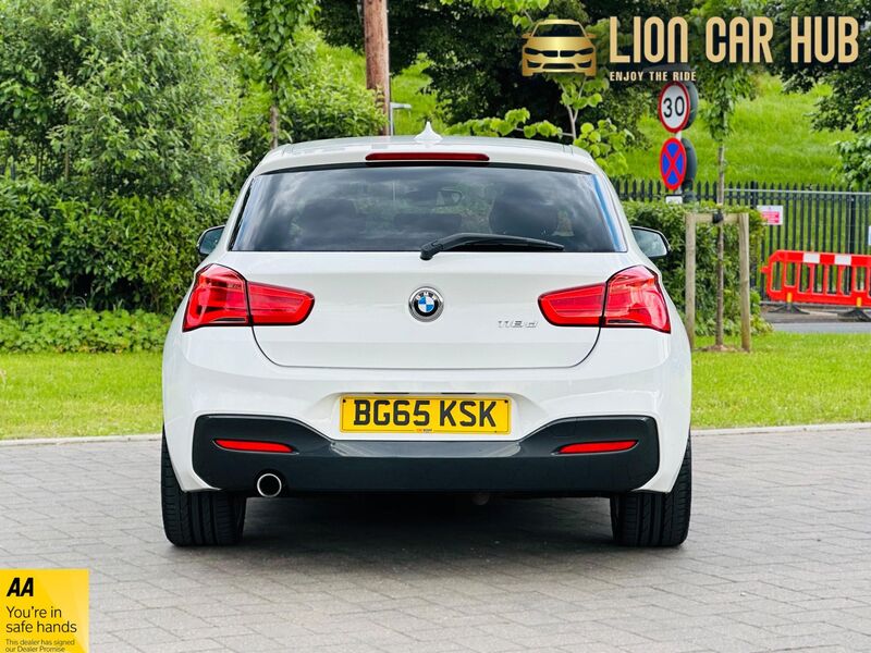 BMW 1 SERIES