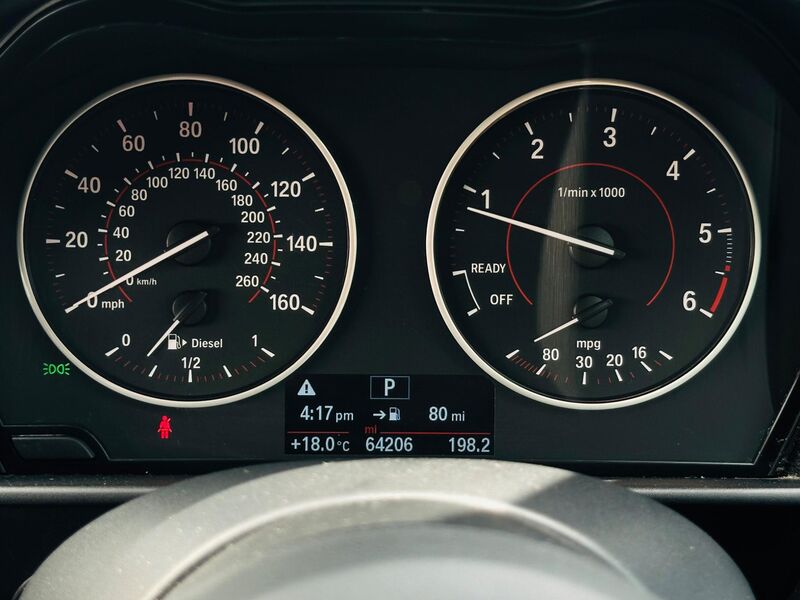 BMW 1 SERIES