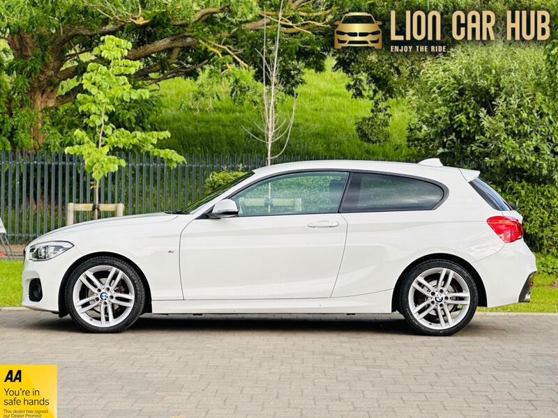 BMW 1 SERIES
