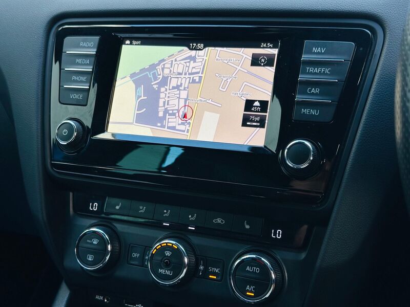 SKODA OCTAVIA