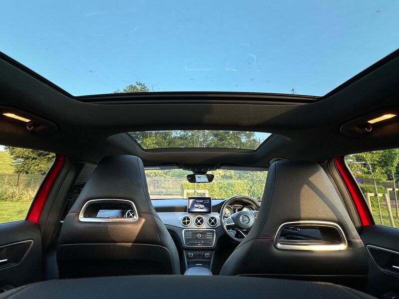 MERCEDES-BENZ GLA CLASS