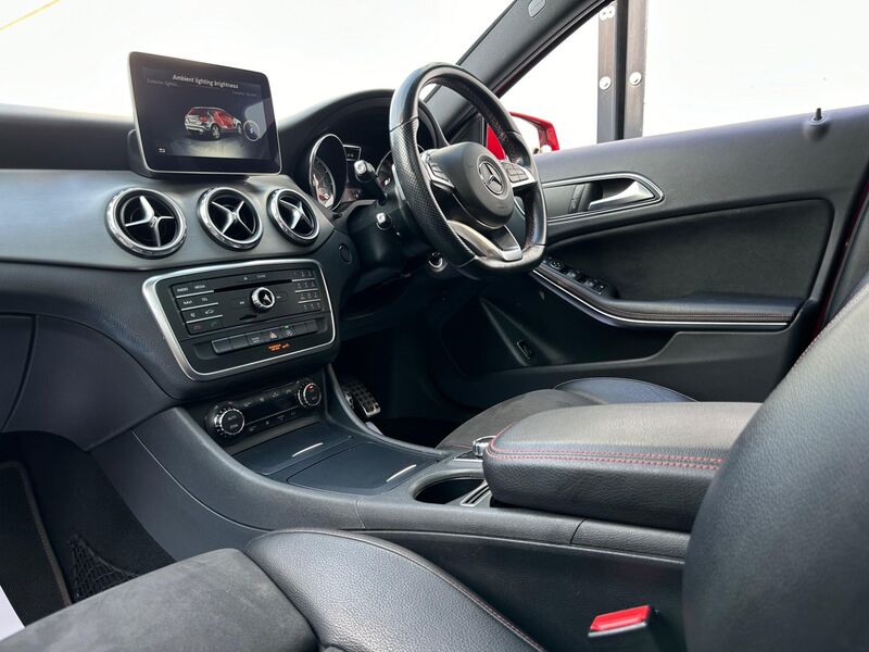 MERCEDES-BENZ GLA CLASS