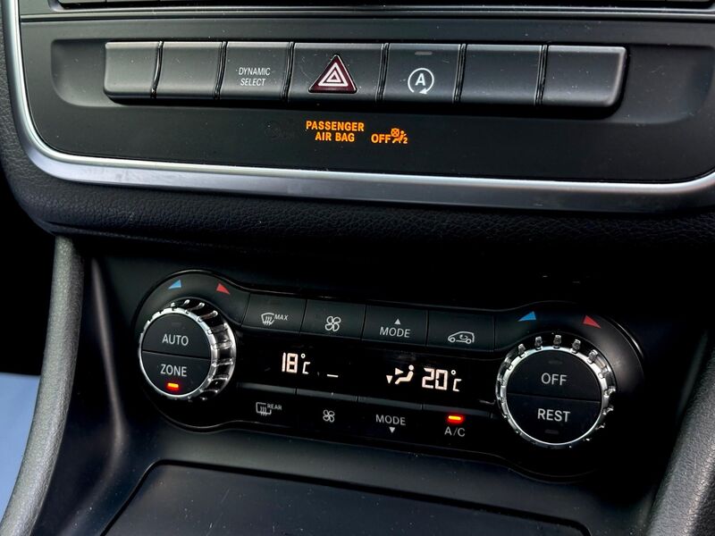 MERCEDES-BENZ GLA CLASS