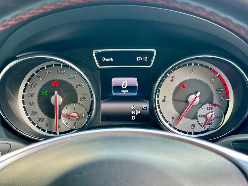 MERCEDES-BENZ GLA CLASS