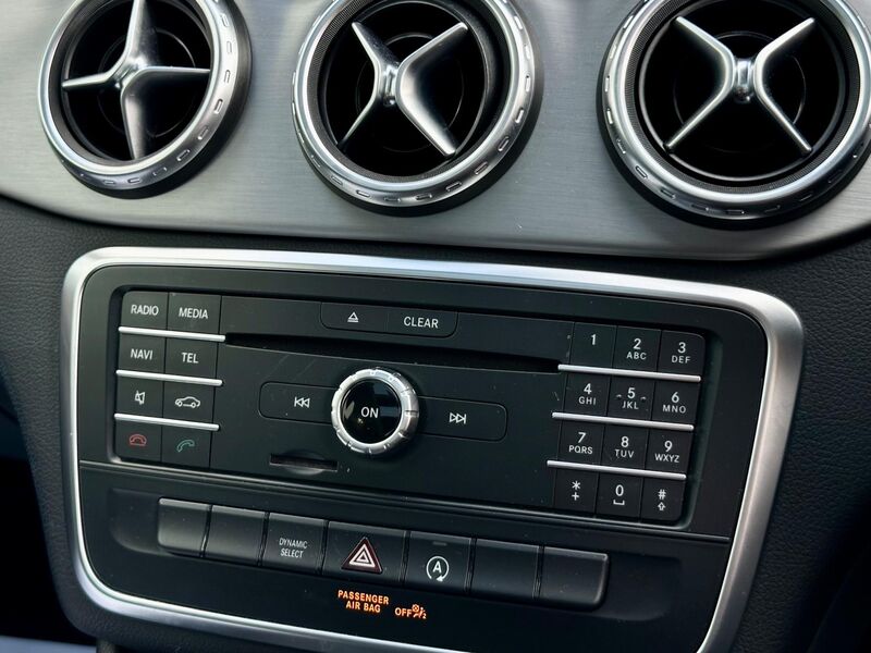 MERCEDES-BENZ GLA CLASS