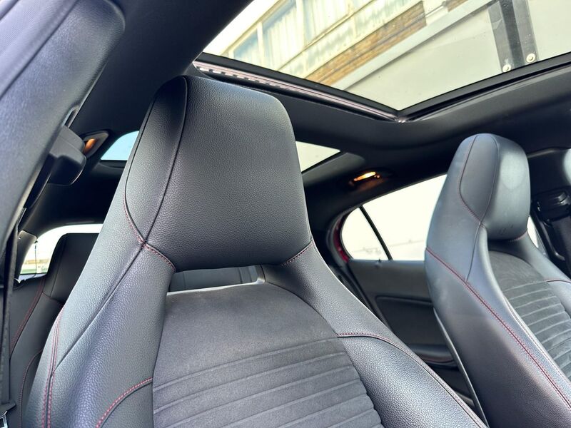 MERCEDES-BENZ GLA CLASS