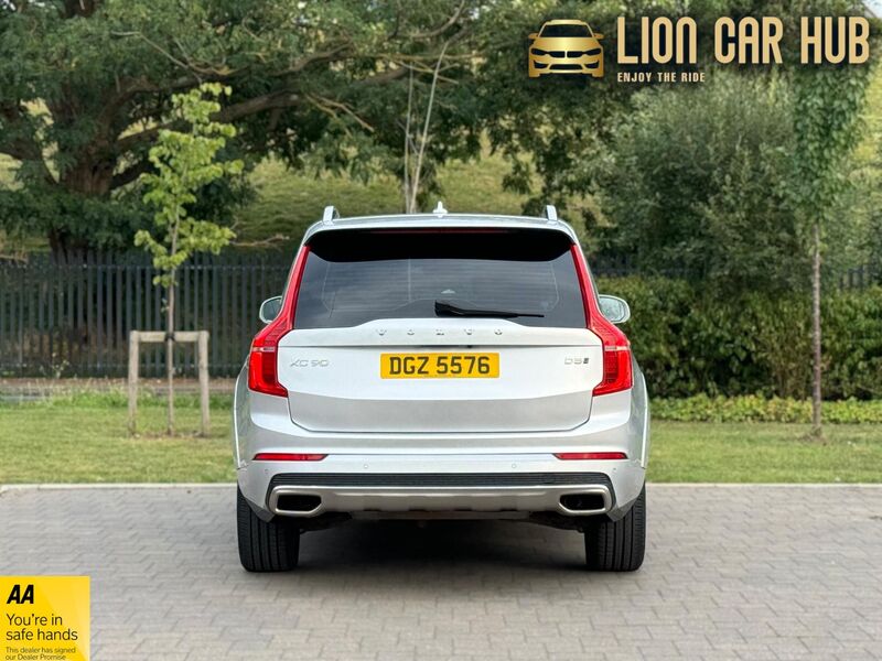 VOLVO XC90