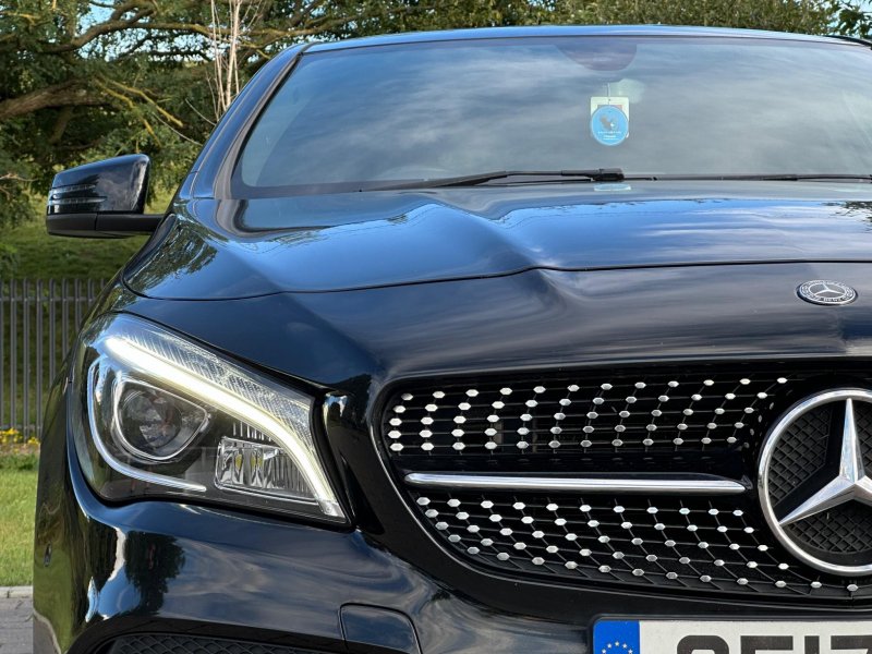MERCEDES-BENZ CLA