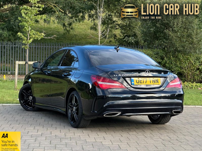 MERCEDES-BENZ CLA