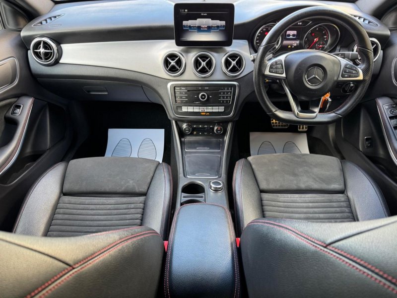 MERCEDES-BENZ GLA CLASS