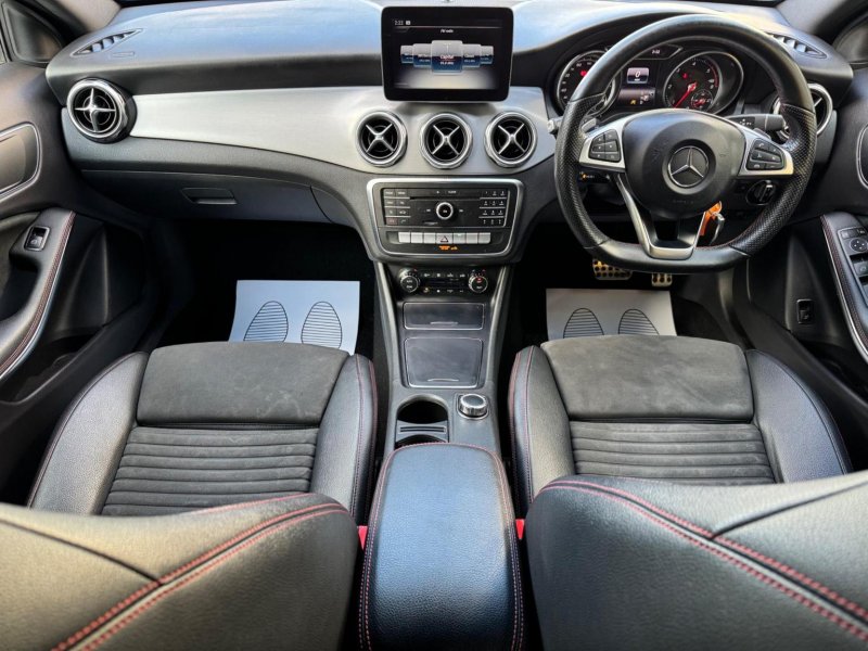 MERCEDES-BENZ GLA CLASS