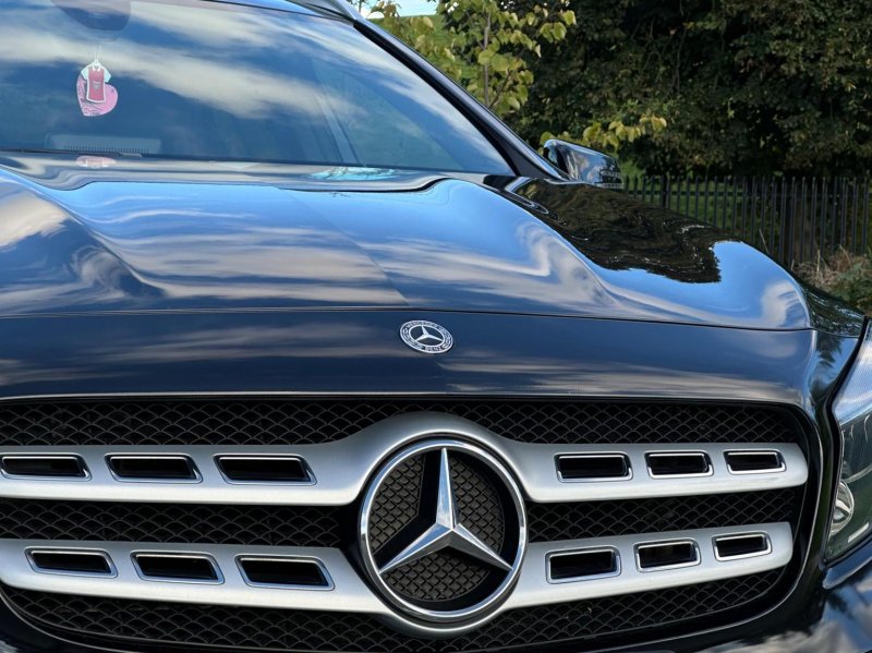MERCEDES-BENZ GLA CLASS