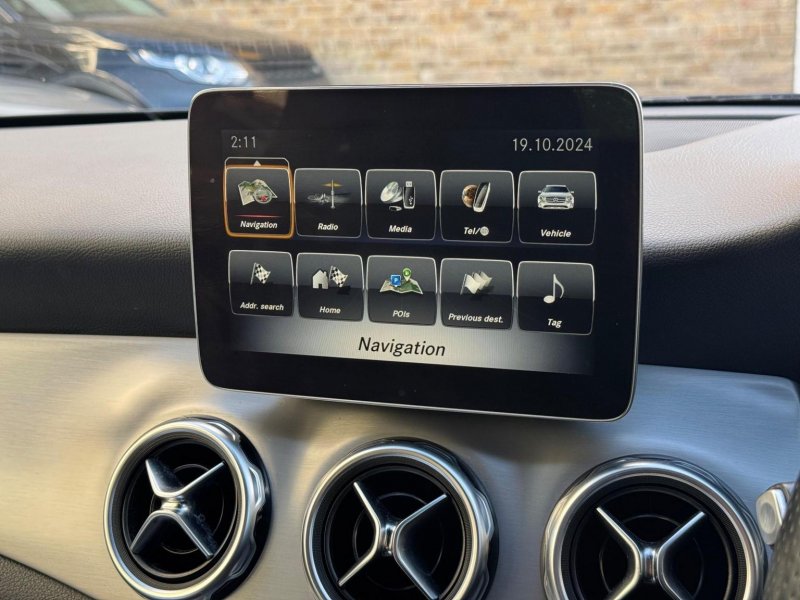 MERCEDES-BENZ GLA CLASS