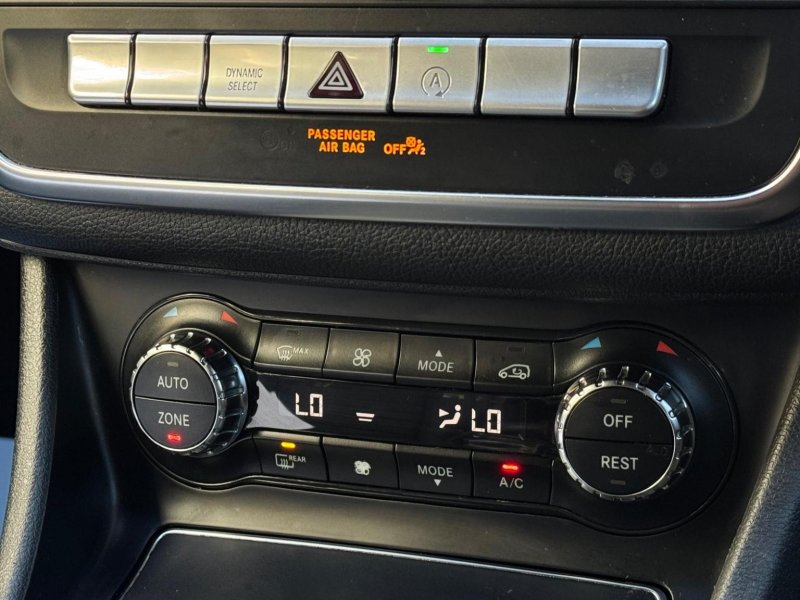 MERCEDES-BENZ GLA CLASS