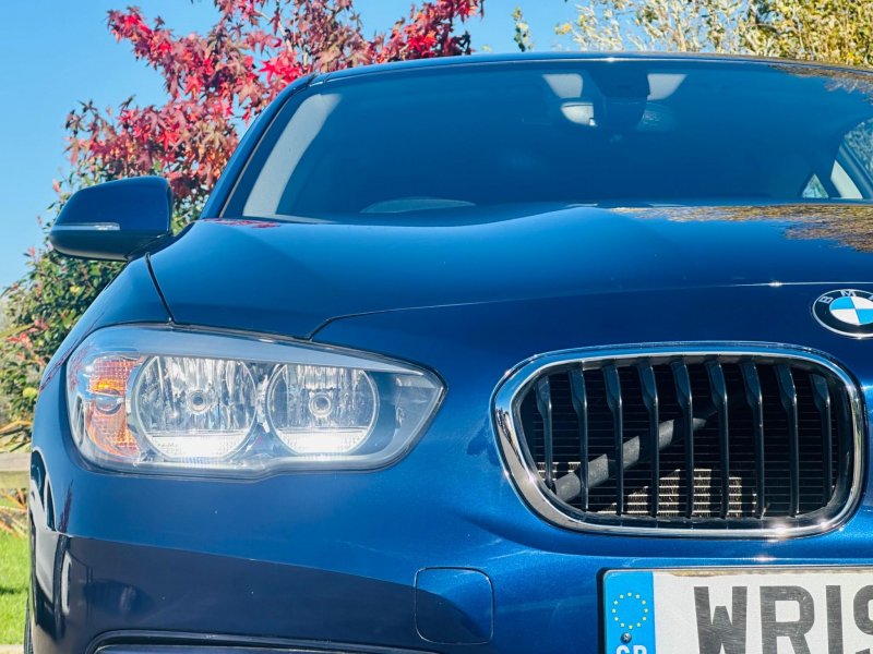 BMW 1 SERIES
