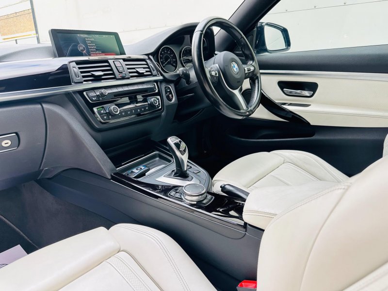 BMW 4 SERIES