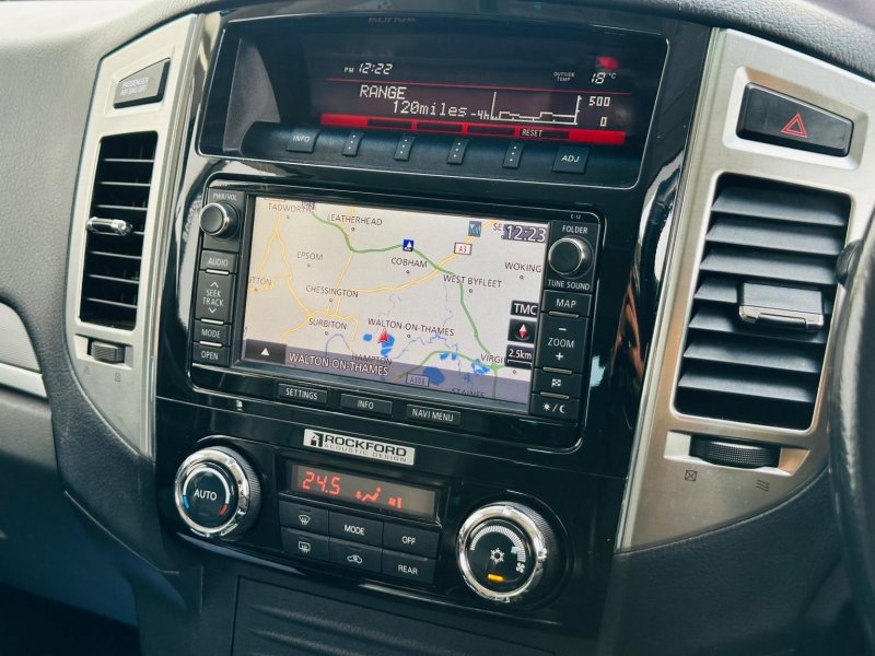 MITSUBISHI SHOGUN