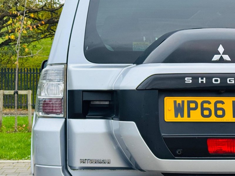 MITSUBISHI SHOGUN