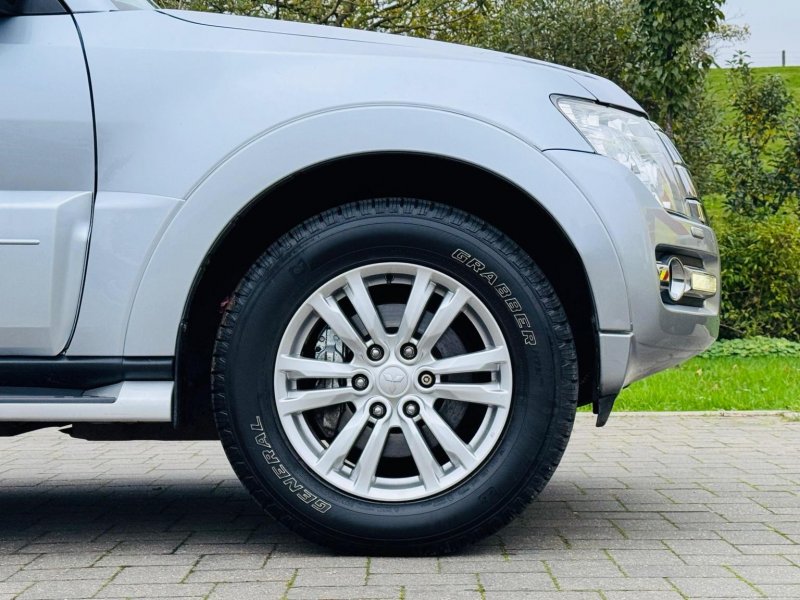 MITSUBISHI SHOGUN