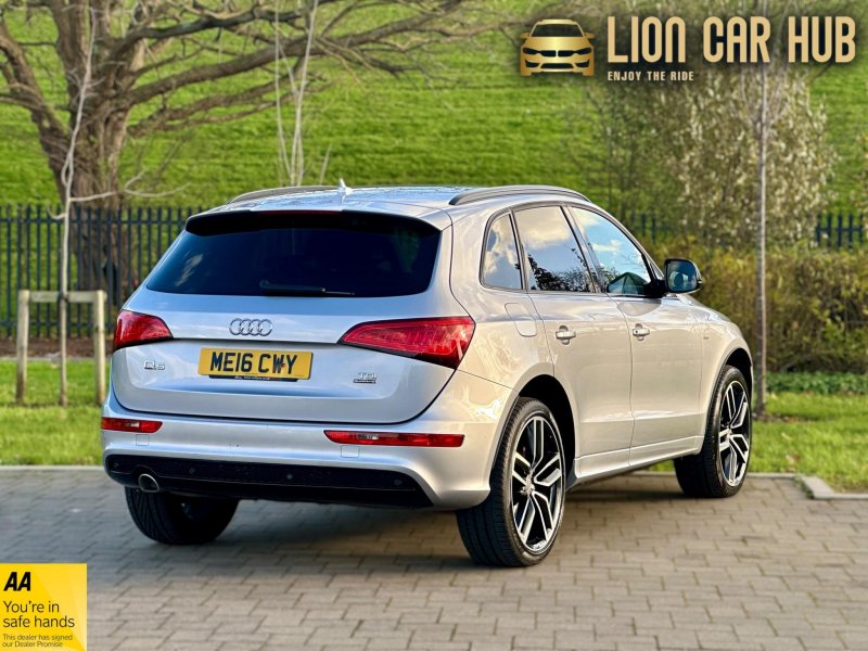AUDI Q5