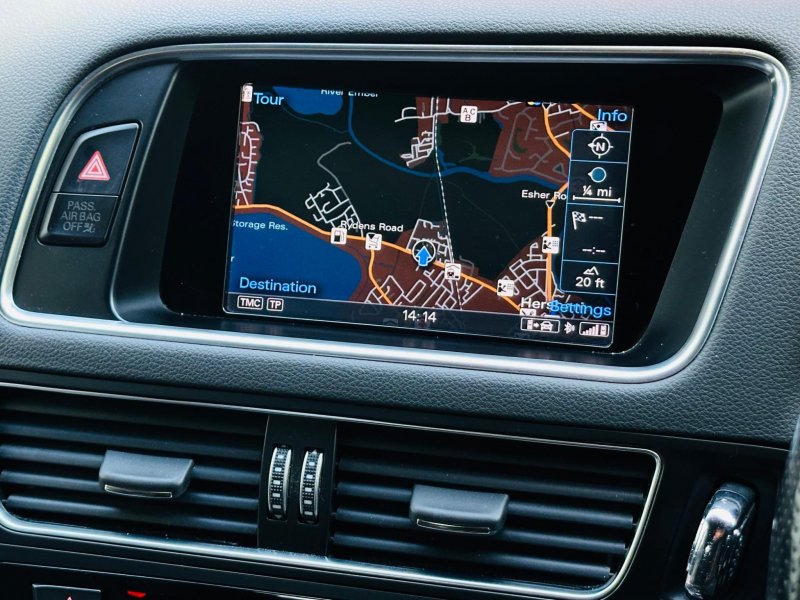 AUDI Q5