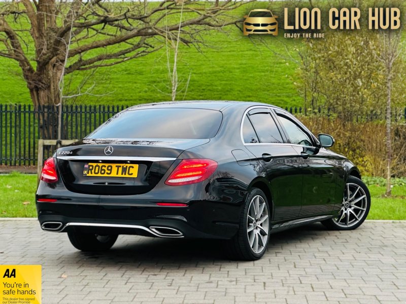 MERCEDES-BENZ E CLASS