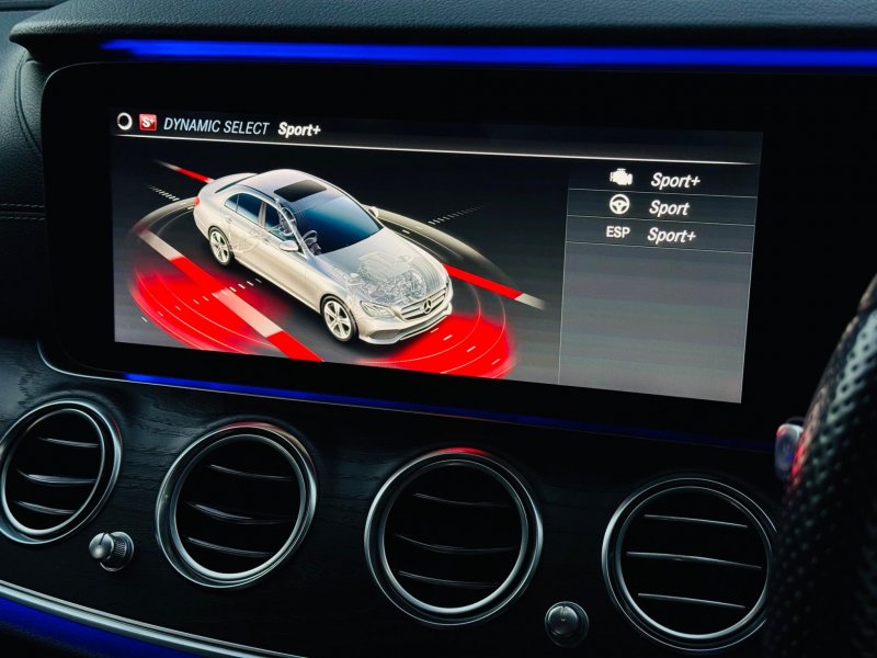 MERCEDES-BENZ E CLASS