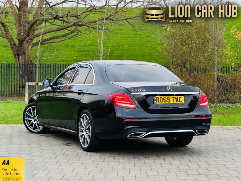 MERCEDES-BENZ E CLASS
