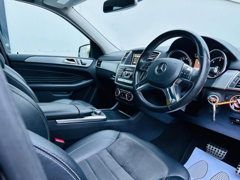 MERCEDES-BENZ M CLASS
