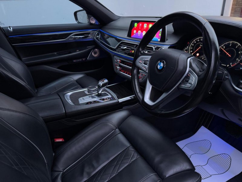 BMW 7 SERIES