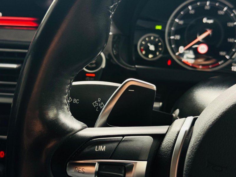 BMW 6 SERIES