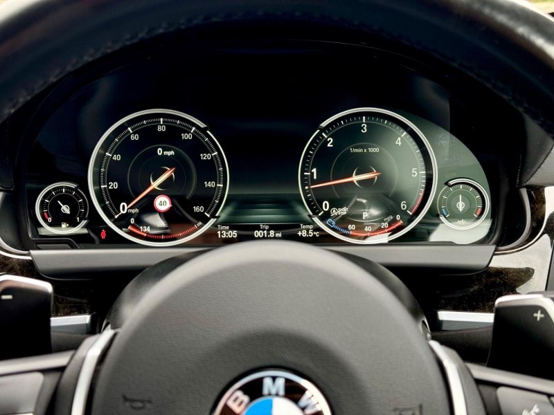 BMW 6 SERIES