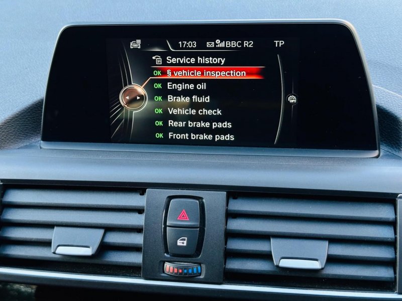 BMW 1 SERIES