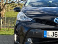 TOYOTA PRIUS+