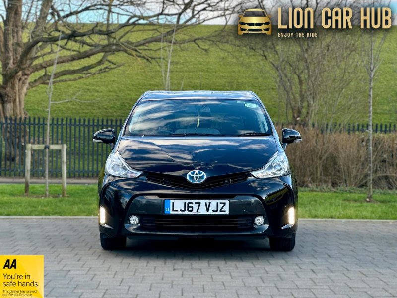 TOYOTA PRIUS+