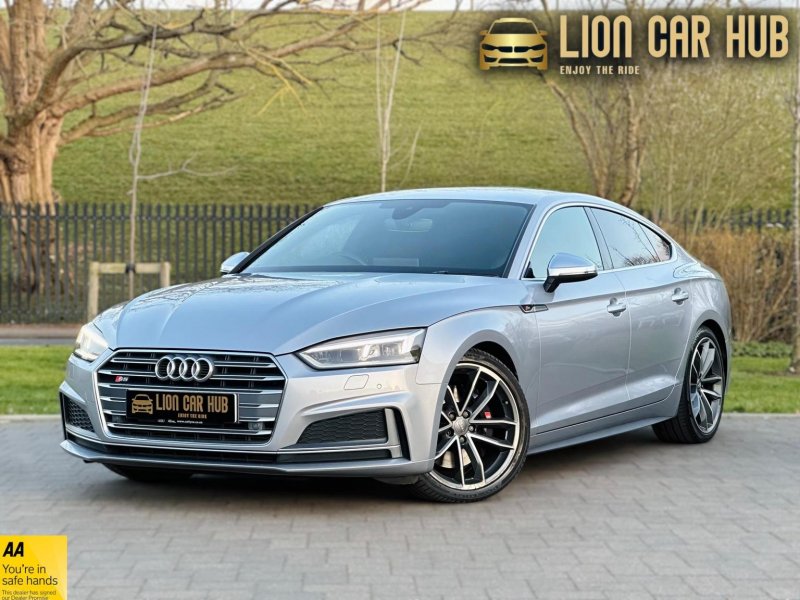 AUDI S5