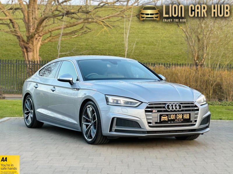 AUDI S5