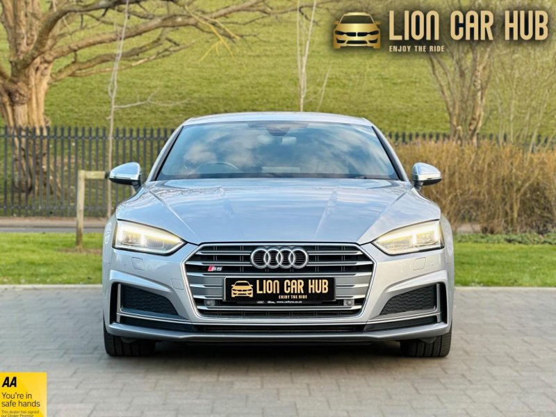 AUDI S5