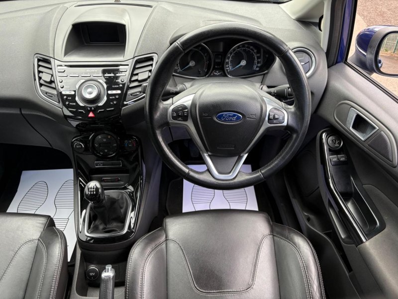 FORD FIESTA