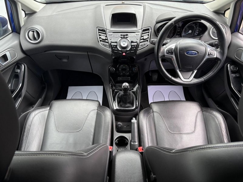 FORD FIESTA