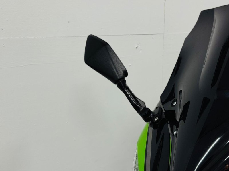 KAWASAKI Ninja 650
